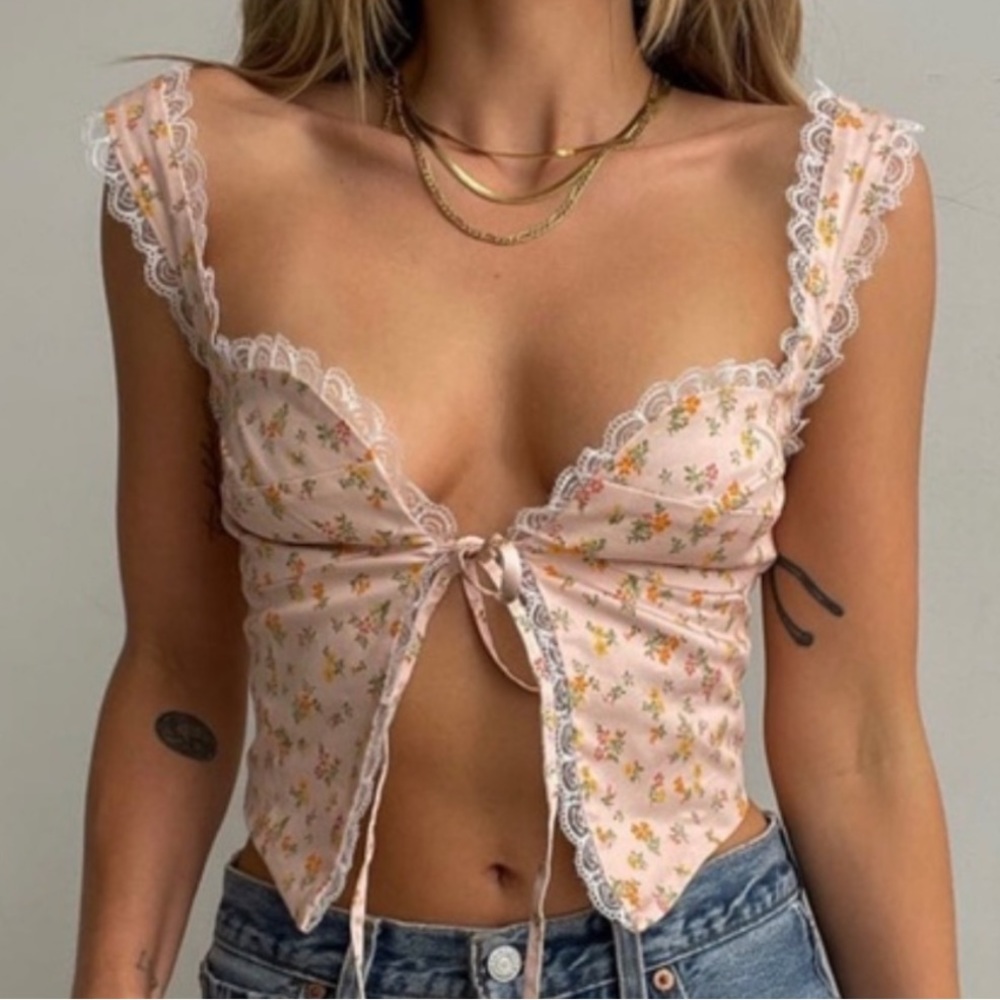 Rumored Vineyard Haven Top Blossom